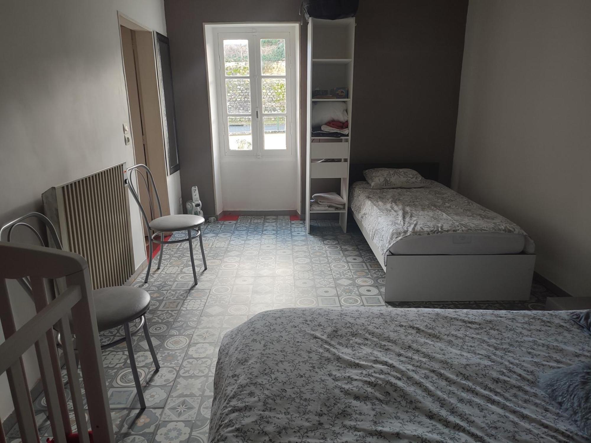 Maison Plain Pied, 2 Chambres, Longere Typique , Fraiche, Dans Bourg Avec Tous Commerces Luçay-le-Mâle 外观 照片