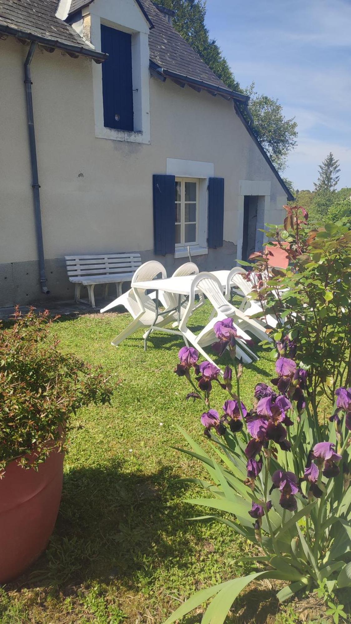 Maison Plain Pied, 2 Chambres, Longere Typique , Fraiche, Dans Bourg Avec Tous Commerces Luçay-le-Mâle 外观 照片
